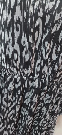 Image 4 of JDY Black & Grey Animal Print Shimmer Dress – Size XXL/Size UK16