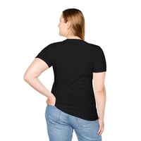 Image 3 of King graphic tee