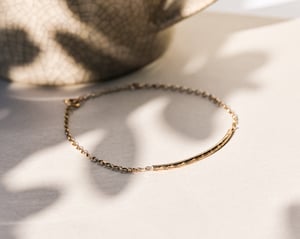 Image of 9ct gold Olive Leaf engraved chain bracelet