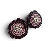 Image 1 of Boucles d'oreilles puces, modèle BLOOM, Bordeaux