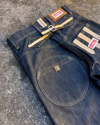 Image 4 of COMMAND JEANS