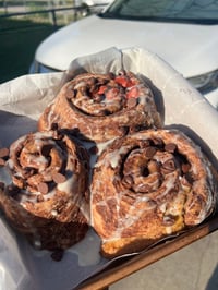 Image 3 of Cinnamon Roll Tray (4 rolls per tray)