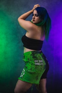Image 10 of Size  Jinjer split dye denim shorts