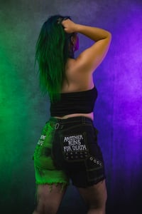 Image 16 of Size  Jinjer split dye denim shorts