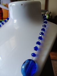 Image 4 of SHOCKING ROYAL BLUE AND CLEAR CRYSTAL BEADED NECKLACE 