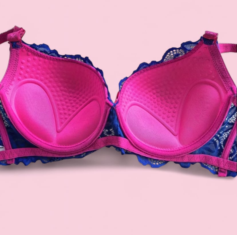 Image of Lace bra set with floral embroidery and bows