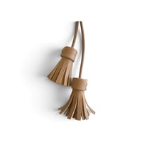 Image 2 of Collier, modèle TASSEL, double pompons, Camel