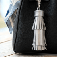 Image 3 of Grigri Accessoire de sac, modèle TASSEL, grand pompon, Camel