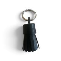 Image 2 of Porte-clef , modèle TASSEL, petit pompon, Noir