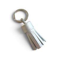Image 1 of Porte-clef , modèle TASSEL, petit pompon, Argent