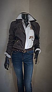 Image 5 of CAMISA BLANCA ESTAMPADO GATO VILAGALLO