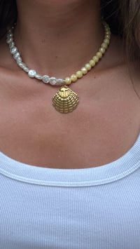 Image 1 of Split Yellow & Pearl Necklace 