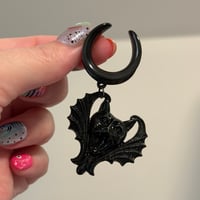 Gargoyle Saddles (sizes 2g-1 1/2)