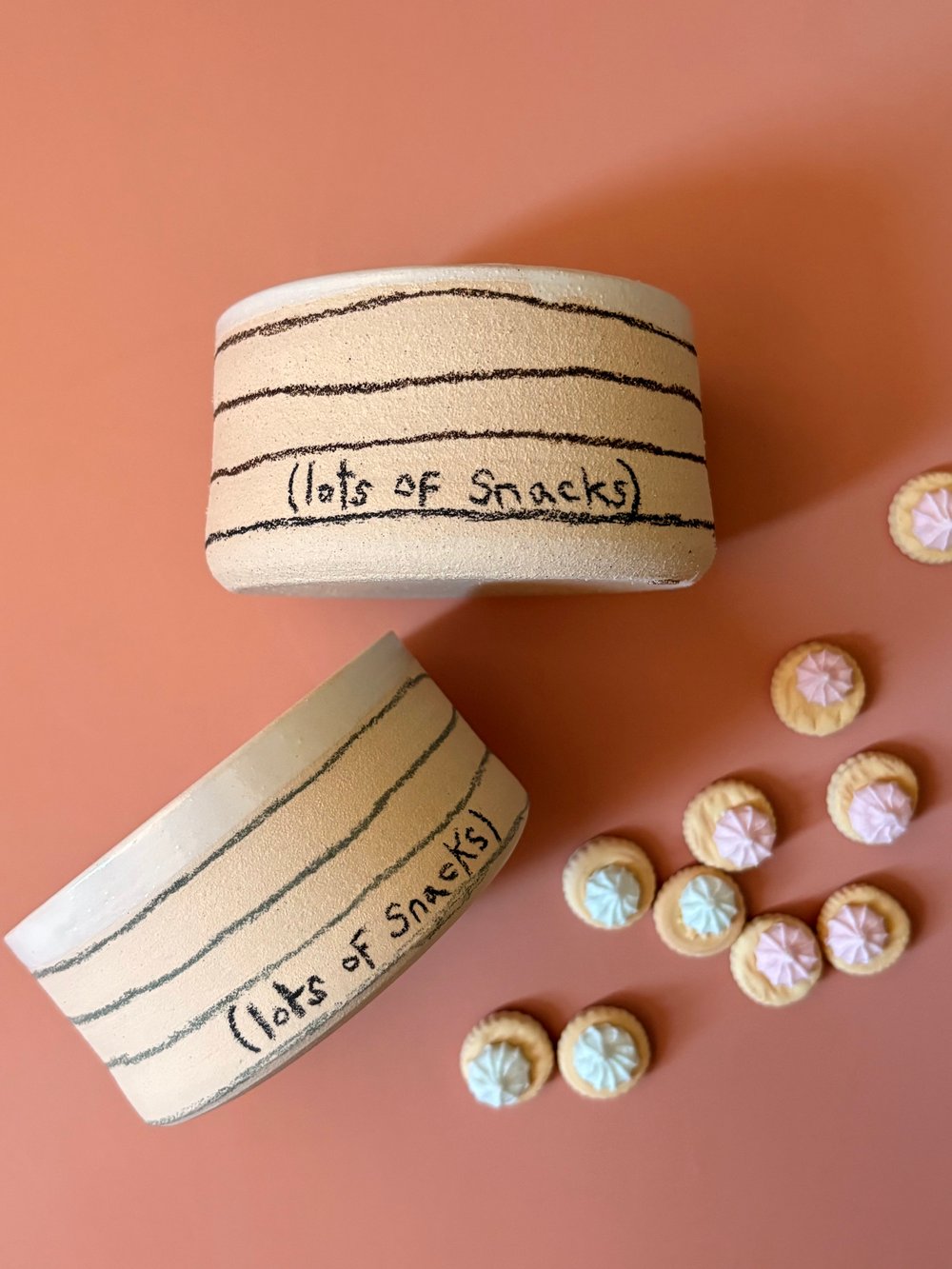 Image of Lined Paper snack bowl