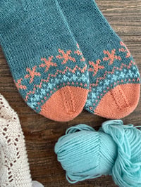 Image 3 of Chaussettes Under The Sea