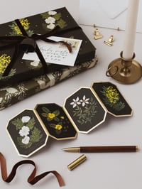 Image 2 of KHAKI FLORAL CONCERTINA BOTANICAL DIE CUT MINI CARD 