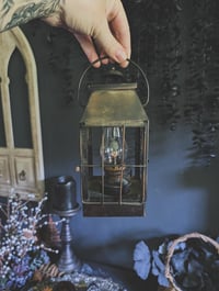 Image 1 of Oil lamp lantern 