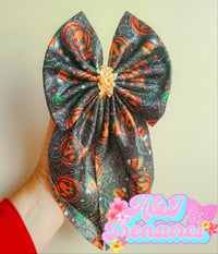 Candy corn pumpkins