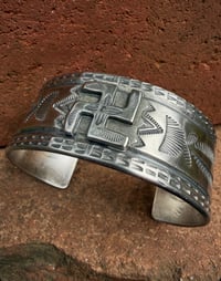 Image 3 of WL&A Handmade Heavy Ingot Old Style Whirling Log Cuff - 1 1/8 width - Size 7 to 7.5" Wrist
