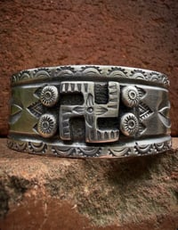 Image 4 of WL&A Handmade Heavy Ingot Old Style Whirling Log Medicine Cuff - 1 1/8 width - Size 6.5" to 7" Wrist