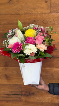 Image 1 of Mixed Arrangement