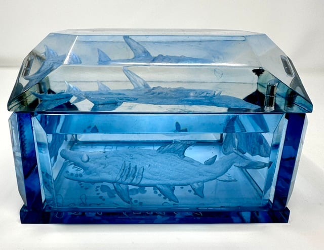 Demi Victorian Shark Box - Image 2 of 4