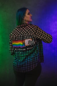 Image 1 of Large (womens) Nyan Cat Flannel