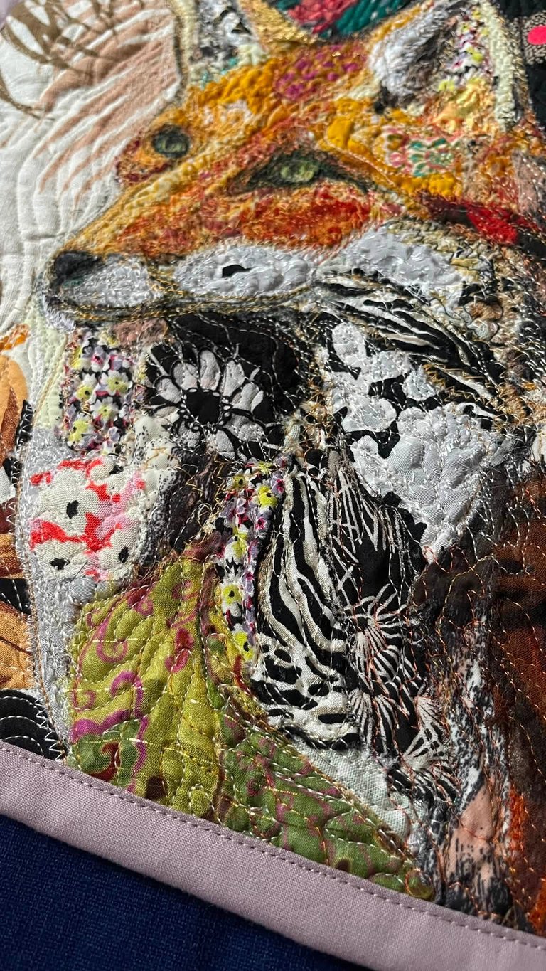 Among the Leaves and Shadows - Original Fox Art Quilt, Forest Animal Decor, 41.5x34cm Image 4
