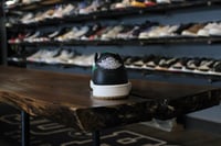 Image 4 of AIR JORDAN I (1) RETRO LOW OG "PHANTOM/PINE GREEN"