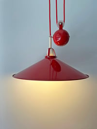 Image 2 of LÁMPARA METALARTE DE POLEA ROJA, AÑOS 70