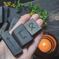 Image 5 of Fenland Anglo-Saxon Rune Set (D267)