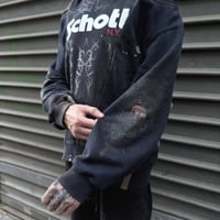 Image 10 of sweatshirt 1of1 (2) L