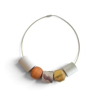Image 1 of Collier, modèle UP , Pièce unique, CO007/26