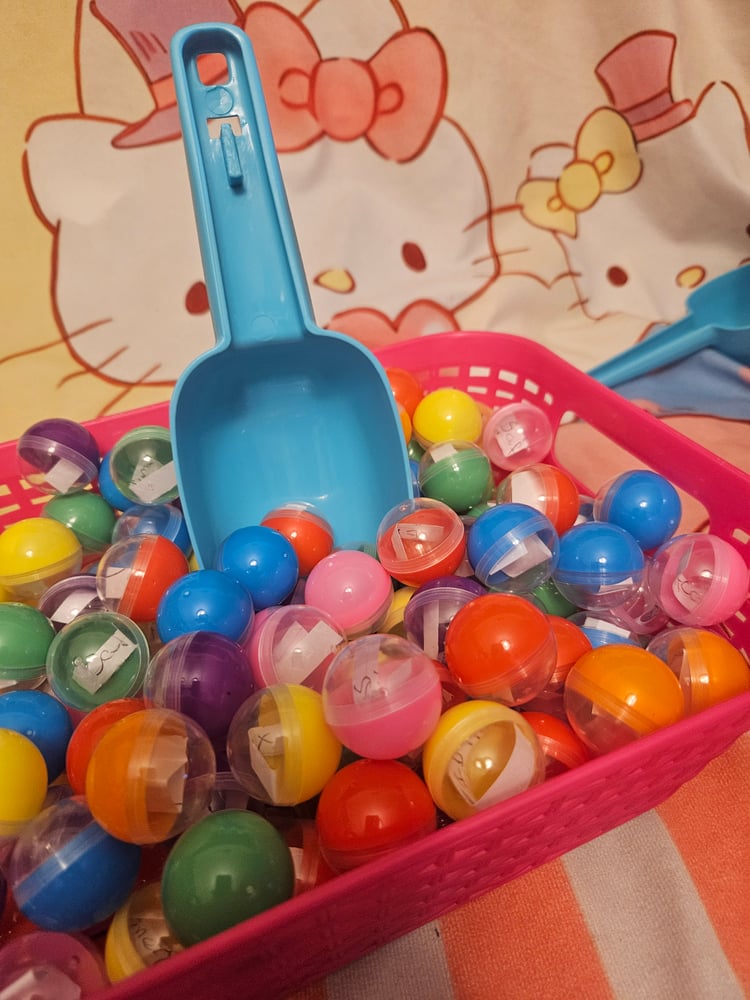 Image of Lucky Ball Scoop