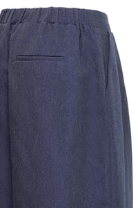 Image 4 of ICHI Tailored Culotte Shorts – Navy