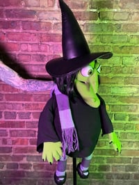 Image 3 of Banjo Kazooie Gruntilda Puppet
