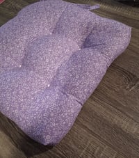 Image 3 of Floral purple  17x15 dining cushion