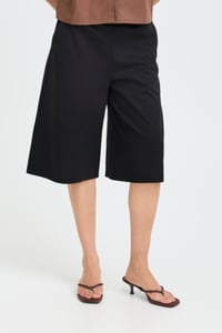 Image 2 of ICHI Wide-Leg Culotte – Black