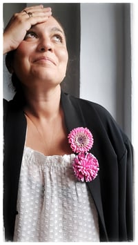 Image 12 of Spilla floreale artigianale in pelle - SPILLANA - Rosa Fluo