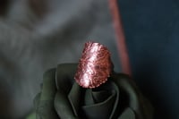 Image 3 of Anello con vera foglia di rovo elettroformata in rame e finitura lucida - tg. 9