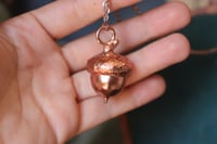 Image 2 of Collana con vera ghianda elettroformata in rame con finitura lucida