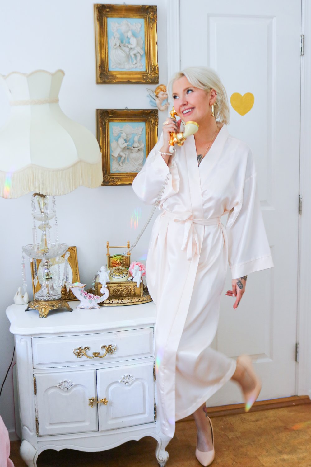 90s Dentelle Dreamy Silky Soft Pastel Peachy Pinky Robe (S-M)