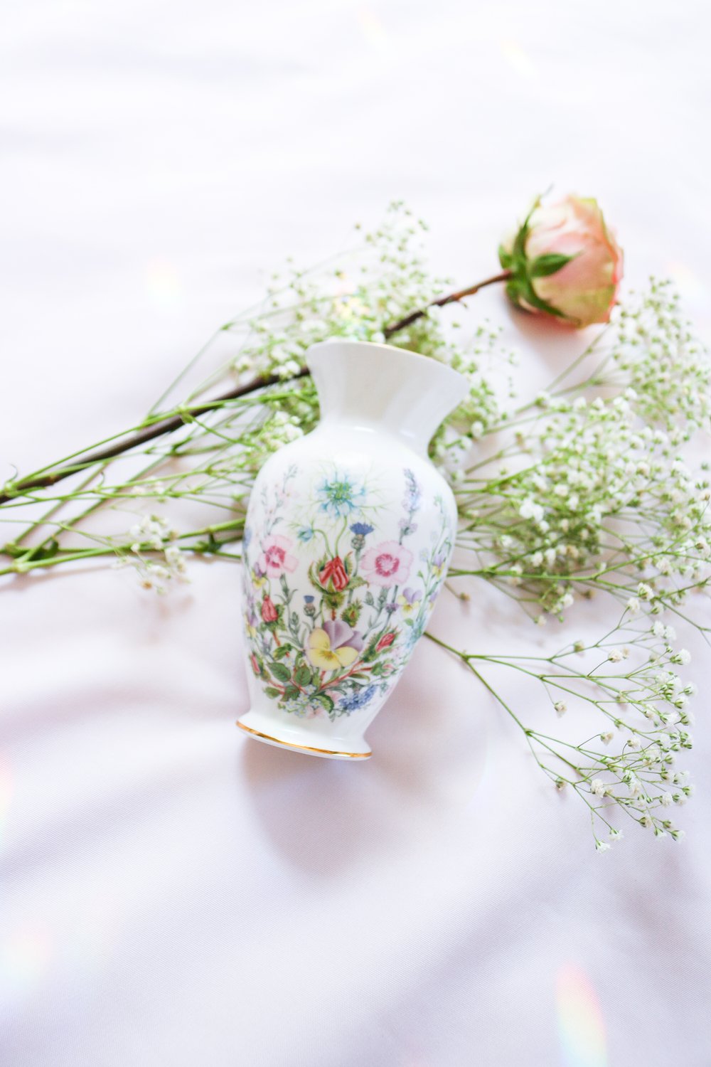 Aynsley Wild Tudor Fine Bone China Vase 