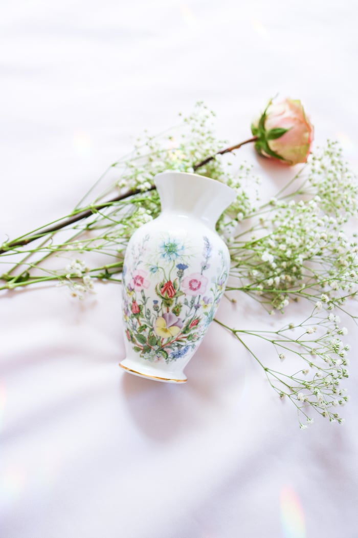 Aynsley Wild Tudor Fine Bone China Vase 