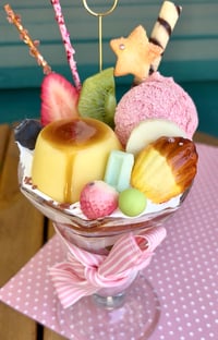 Image 1 of Pudding photo holder 