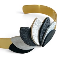 Image 2 of Bracelet, modèle Floralia  , Noir