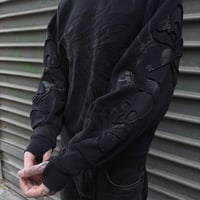 Image 9 of sweatshirt 1of1 (3) M
