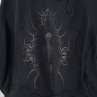 Image 8 of sweatshirt 1of1 (3) M