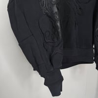 Image 4 of sweatshirt 1of1 (3) M