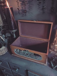 Image 4 of Mirror box